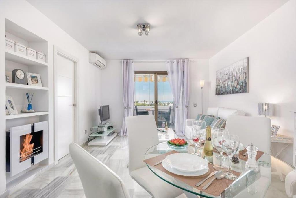 Ct 192 - Mar & Golf - Riviera Del Sol Apartment Malaga Bagian luar foto